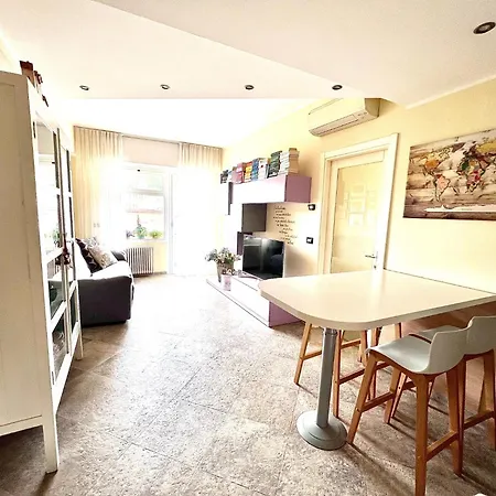 I Piedi Nell'acqua Finale Ligure