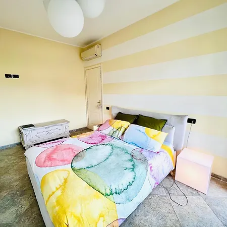 I Piedi Nell'acqua Apartman Finale Ligure